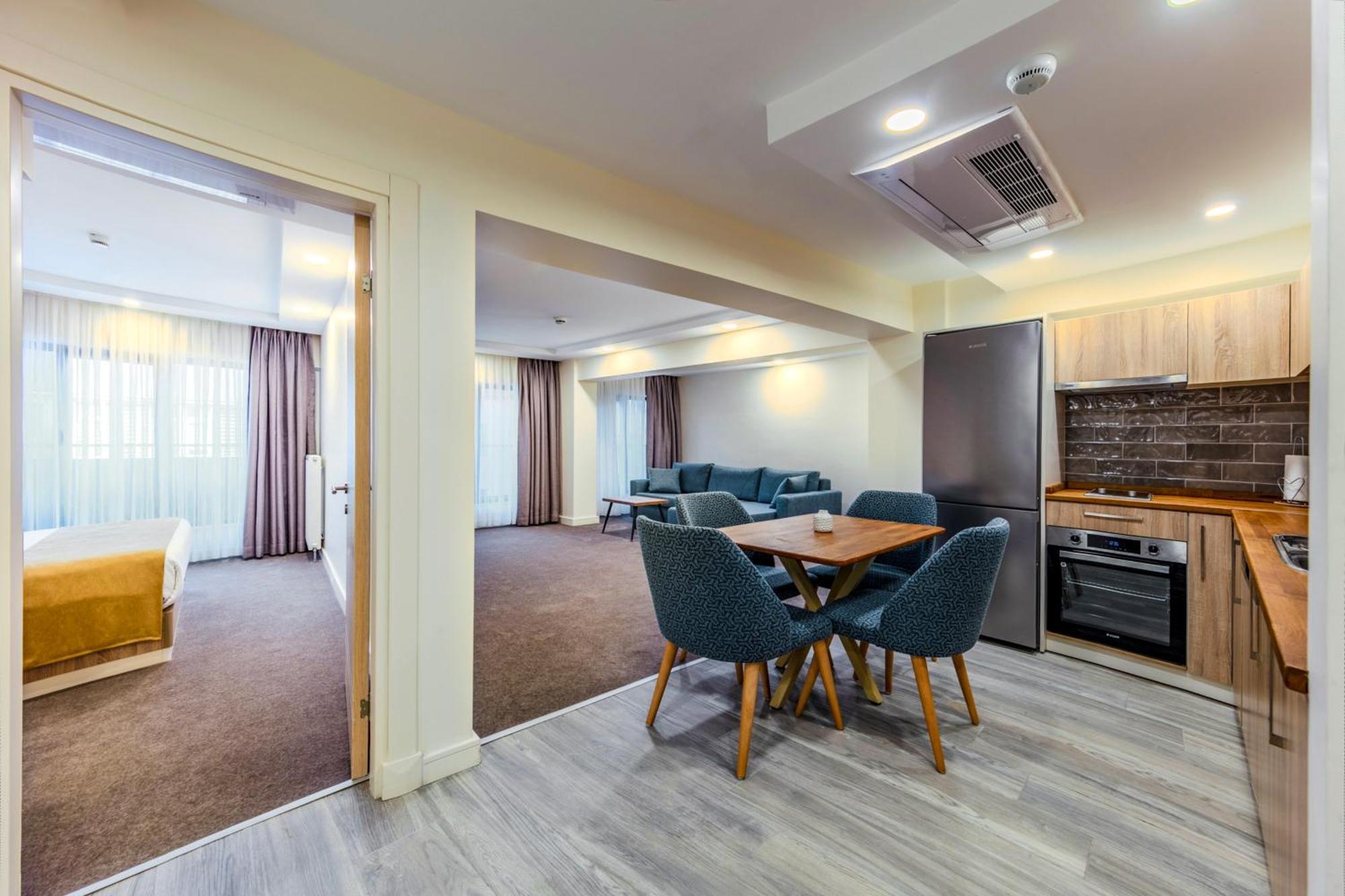 Roys Hotel & Suites Istanbul Exterior photo