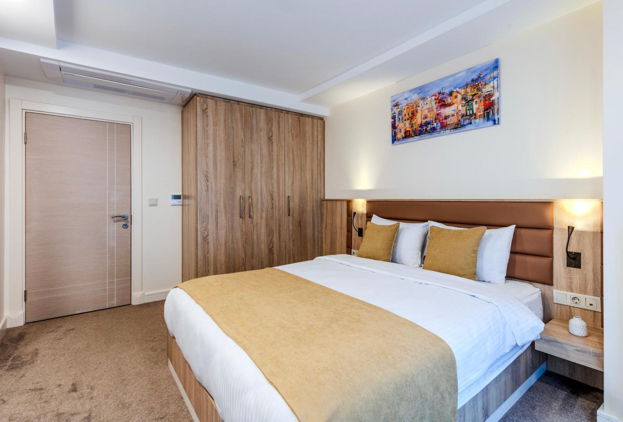 Roys Hotel & Suites Istanbul Exterior photo